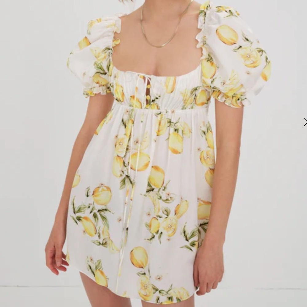 $230 NWT For Love & Lemons M Serafina Mini Dress Lemons Corset Open Back Lace